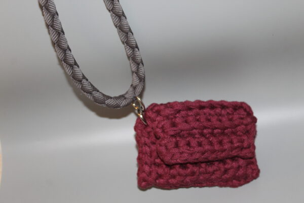 porta sacchetti- porta sacchetti per cani- porta sacchetti eleganti- porta sacchetti chic- porta sacchetti all'uncinetto- porta sacchetti all'uncinetto per cani- borsa all'uncinetto- borsa all'uncinetto per cani